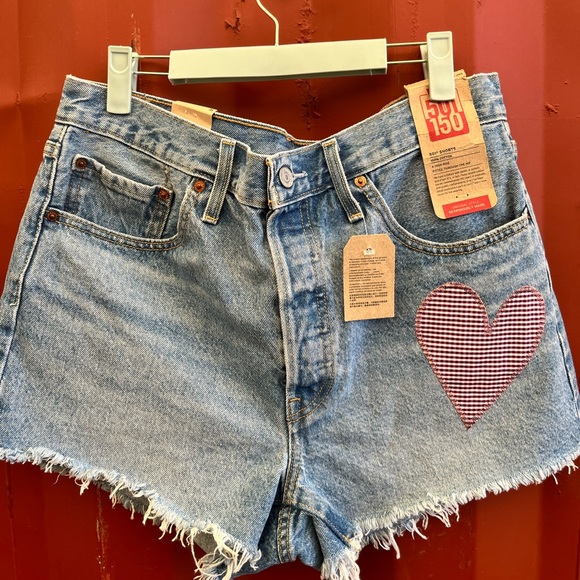 Levi's Pants - SOLD. Levi’s 501 Women’s Cutoff Shorts NWT